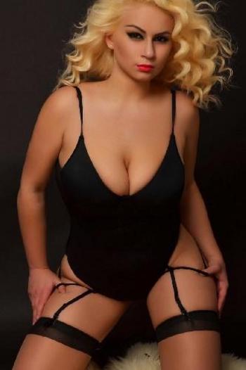 07747038696, 19 Caucasian female escort, Portsmouth