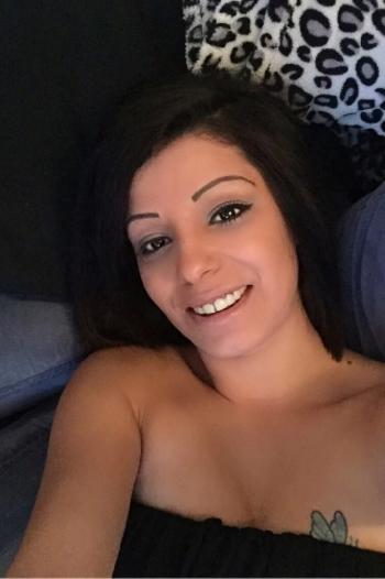 07747038696, 21 Caucasian female escort, Portsmouth